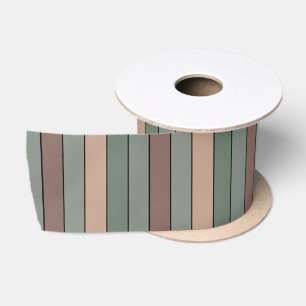 Braune und schwarze Streifen auf Aquarellpapier Satinband