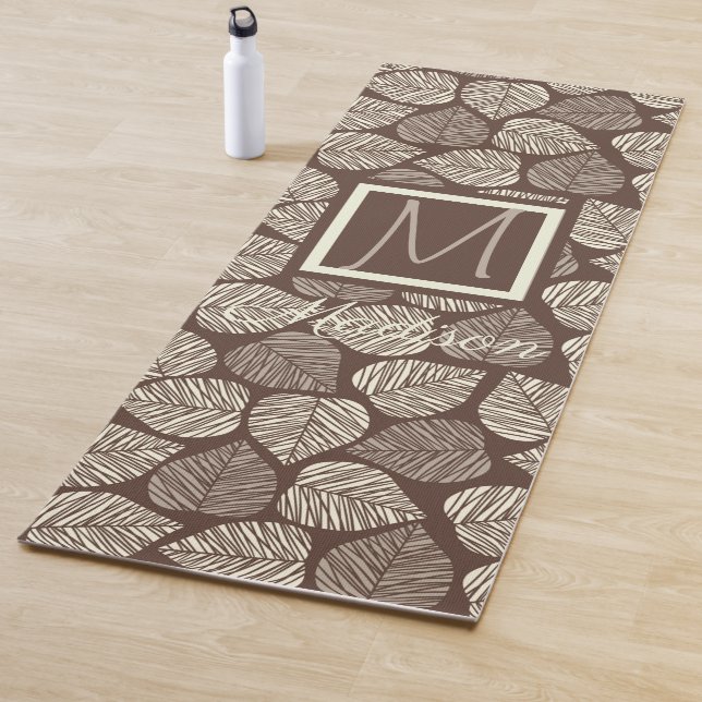 Braune und Taupe Leaf Natural Trendy Monogram Yogamatte (Beispiel)