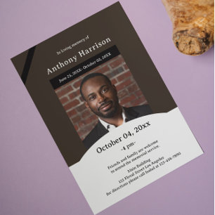 Braune und weiße Beerdigung Einladung