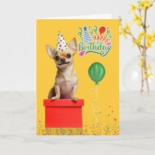 Brauner Chihuahua-Hund-Feierhut Gelbener Geburtsta Karte