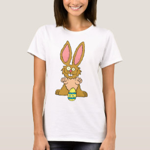 Brauner Osterhase mit dekoriertem Ei T-Shirt