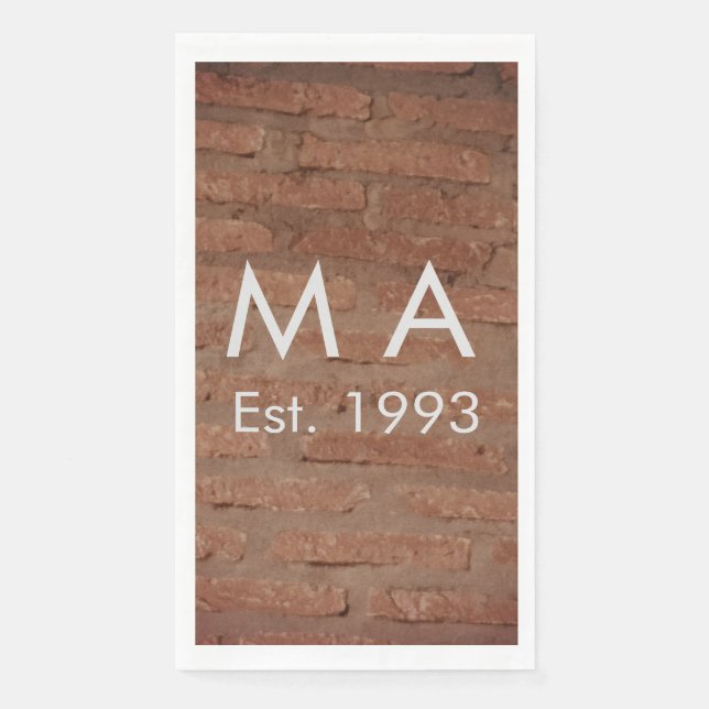 Brauner rustikaler Stein mit dem Namen Datum des J Serviette (Vorderseite)