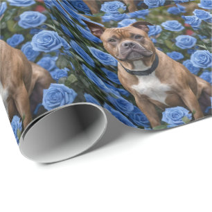 Brauner Staffy im blauen Rosengarten, Geschenkpapier