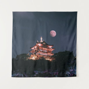 BRAUNER UND WEISSER TEMPEL UNTER VOLLMOND WANDTEPPICH