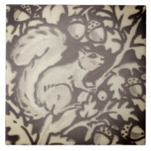 Braunes Eichhörnchen Tan Floral Foliage Holz Dekor