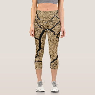 Braunes trockenes Land brach Erde Dürrestruktur Capri Leggings