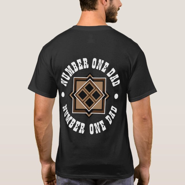 Braunes und Schwarzes geometrisches Muster T-Shirt (Rückseite)