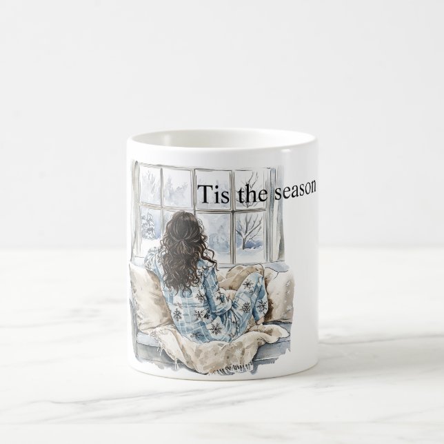 Braunhaariges Mädchen Fenster Weihnachten Kaffeetasse (Mittel)