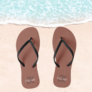Braunname Monogramm Flip Flops