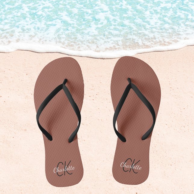 Braunname Monogramm Flip Flops (Von Creator hochgeladen)