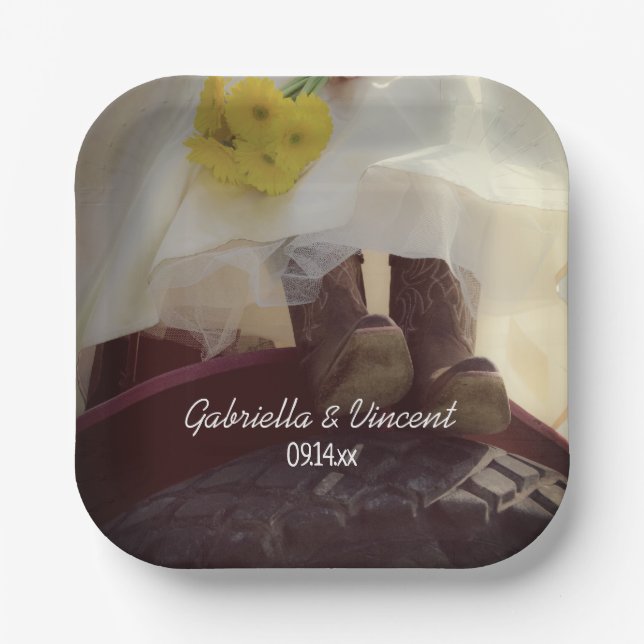 Braut auf Red Tractor Country Farm Wedding Pappteller (Vorderseite)