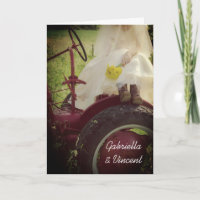 Braut auf Traktor Country Farm Hochzeit