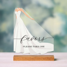 Braut in Kleid Brautparty Geschenke