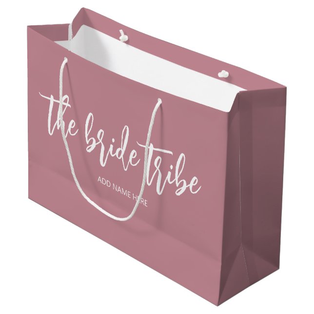 Braut Tribe Dusty Rose Hochzeit Große Geschenktüte (Vorderseite Schrägansicht)