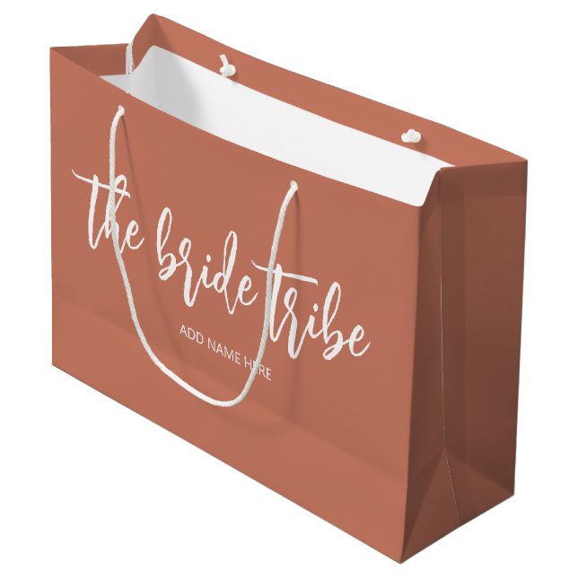 Braut Tribe Terrakotta Hochzeit Große Geschenktüte (Vorderseite Schrägansicht)