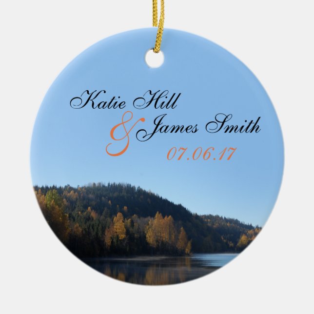 Braut-und Bräutigam-Weihnachtsverzierung Keramikornament (Vorne)