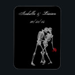 Braut und Groom Skeleton Gothic Vampire Wedding Magnet<br><div class="desc">Was könnte mehr Goth sein, als Skelette zu tanzen? Diese beiden Knochenköpfe sind verrückt in Liebe und tanzen durch Ewigkeit. Alle Elemente sind auf unseren hochwertigen Produkten bedruckt, sie beinhalten kein echtes Gold, Juwelen, Prägungen oder andere Textilien. Alle Geschmacksmuster sind Copyright Tabitha Jones alle Rechte vorbehalten. Alle Elemente sind auf...</div>