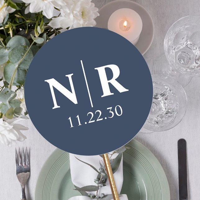 Braut- und Wurfanfänge für die Hochzeit Runder Aufkleber (Von Creator hochgeladen)