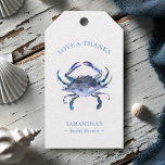 Brautparty Gefälligkeit Tags Wasserfarbenkrabbe Geschenkanhänger<br><div class="desc">Diese Brautparty Strand Hochzeitsmarken mit einer Aquarellkrabbe in Blautönen. Verwenden Sie die Vorlagenfelder,  um Ihre persönlichen Dankeschön-Informationen in minimalem Text hinzuzufügen. Eine Küstenwahl für Ziel- und nautische Themen Winterhochzeiten. Einzigartige Aquarellkunst und Design von Victoria Grigaliunas of Do Tell A Belle.</div>