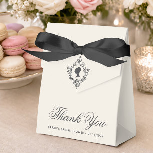 Brautparty im Vintage-Regency-Stil Lady in Crest E Geschenkschachtel