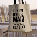 Brautparty Junior Bridesmaid Wedding Tote Bag Tragetasche<br><div class="desc">Fügen Sie einfach den Namen Ihrer Brautjungfrau oder Groomsaid zu dieser kühnen Hochzeitsfeier Tasche hinzu. Ideal,  um alle ihre "Danke,  dass du meine Brautjungfrau/Groomsmais" Geschenke in poppen! (Karo für mehr aus meinem Laden!)</div>