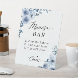 Brautparty Mimosa Bar Dusty Blue Floral Sockelschild