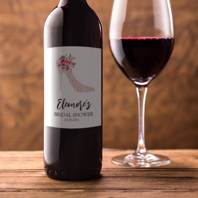 Brautparty mit rosa High Heels Weinetikett (Von Creator hochgeladen)