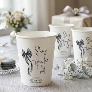 Brautschauer-Papierbecher mit schwarzer Schleife C Pappbecher