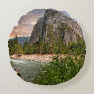 Brautschleier-Fälle Rundes Kissen