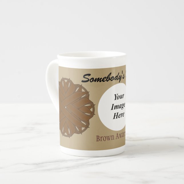 Brawn Blume Ribbon Template von Kenneth Yoncich Prozellantasse (Vorderseite Links)