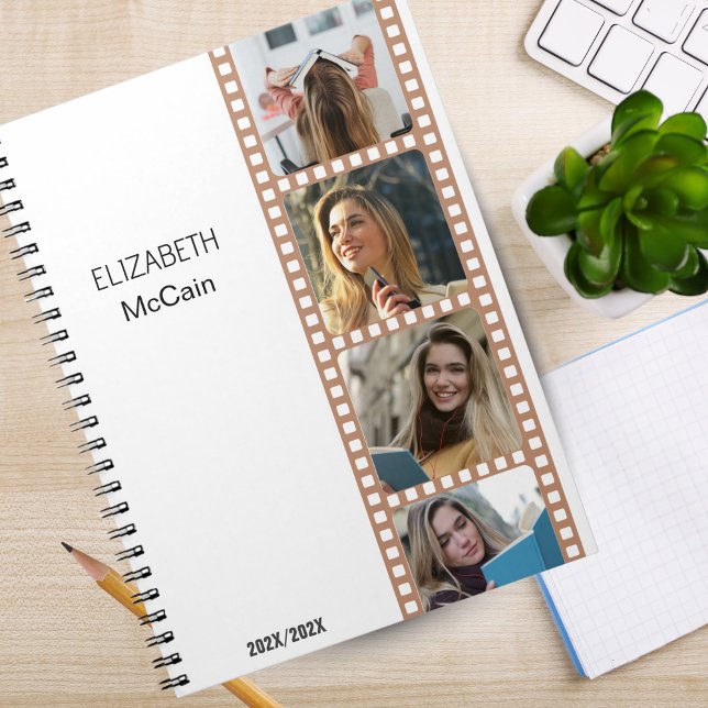 Brawn Foto Booth - Trendy Modern Personalisiert Notizblock (White  Photo Booth - Trendy Modern Personalized Science Spiral Notebook!)