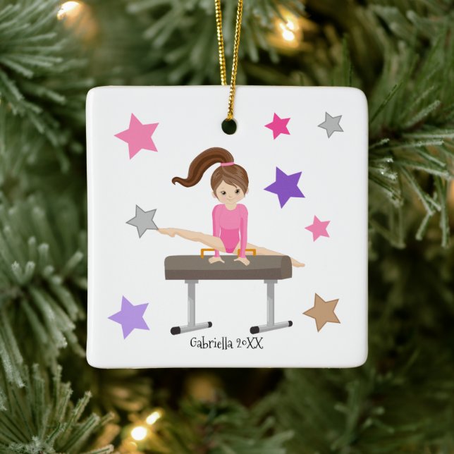 Brawn Haired Gymnast Girl Gymnastik Weihnachten Keramikornament (Baum)