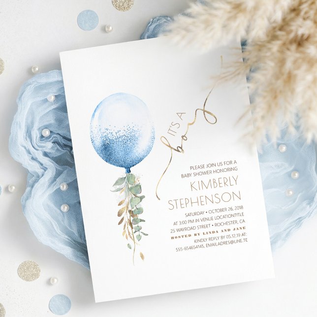 Brawn Sage Green and Blue Boy Baby Dusche Einladung (Whimsical Cute Light Blue Balloon and Gold Baby Boy Baby Shower Invitation)