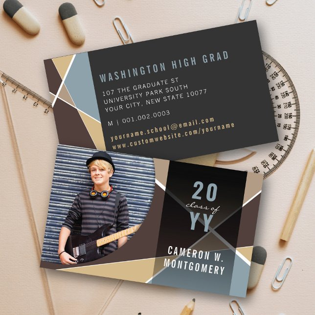 Brawn Stylish Geometric Lines Mod Foto Graduate Telefonnummerkarte (Brown Stylish Geometric Criss Cross Photo Graduation Calling / Name Card @ zazzle.com/color_therapy)