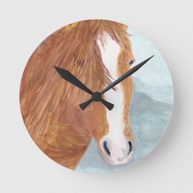 Brawn Wild Horse Blue Mountain Lake - Acryl.  Runde Wanduhr (Vorderseite)