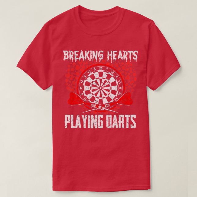 Breaking Hearts Playing Darts T-Shirt (Design vorne)