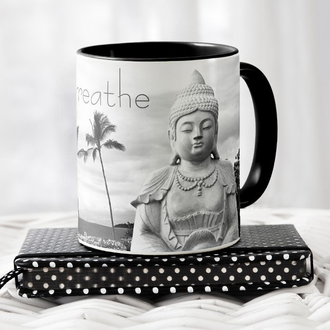 Breathe Hawaii Buddha Schwarz-weißes Foto Tasse (Von Creator hochgeladen)