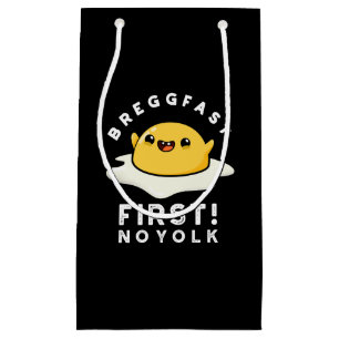 Breggfast First No Yolk Funny Egg Pun Dark BG Kleine Geschenktüte