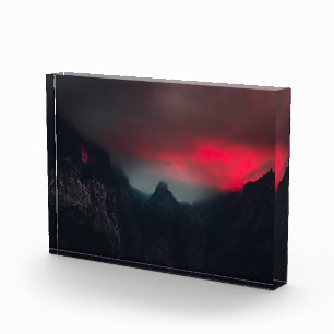 Brennende Wolken, Nebel und Berge Fotoblock