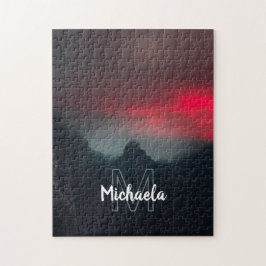Brennende Wolken, Nebel und Berge Monogramm Puzzle