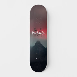 Brennende Wolken, Nebel und Monografie der Berge i Skateboard