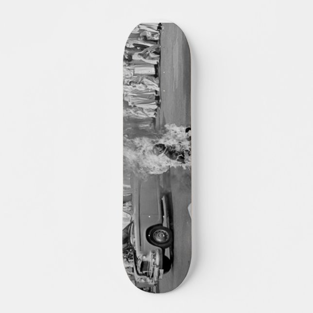 Brennender Mönch Skateboard (Vorne)