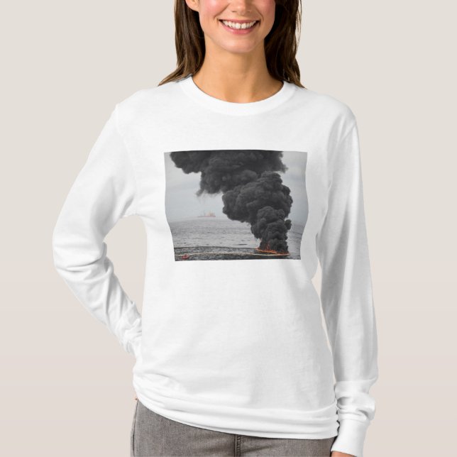 Brennstoffe mit konzentriertem Öl T-Shirt (Vorderseite)