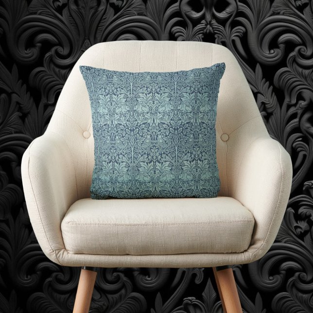 Brer Rabbit von William Morris Blue Textile Patter Kissen (Brer Rabbit by William Morris, Textile Pattern Throw Pillow)