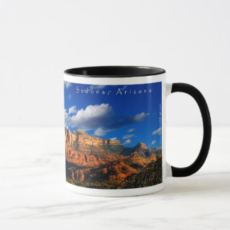 Brett auf Kathedralen-Felsen und Gericht-Tasse Tasse