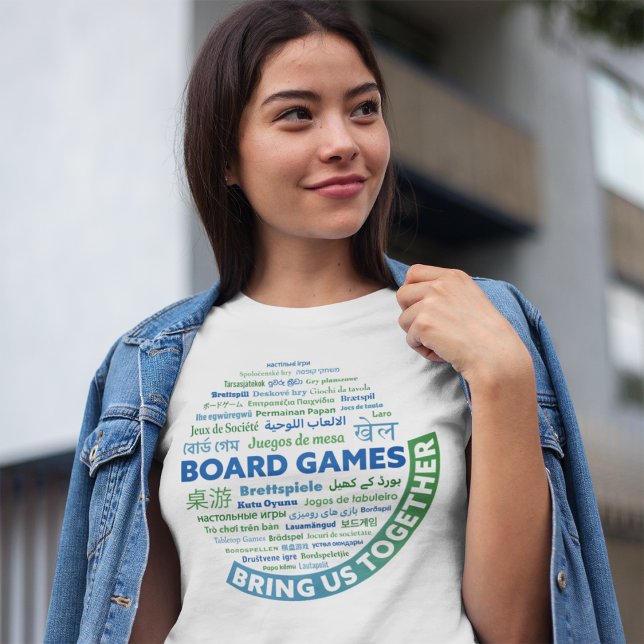Brettspiele bringen uns ins Shirt der Frauen (Von Creator hochgeladen)