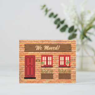 Brick House mit roter Tür Wir bewegten Ankündigung Postkarte