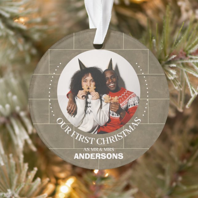 Brick Wall Unsere ersten Weihnachtsmänner und Frau Ornament (Baum)