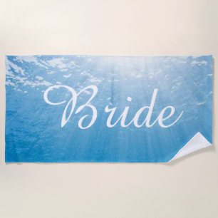 Bridal Bliss Shades: Passen Sie Ihre Seascape an Strandtuch