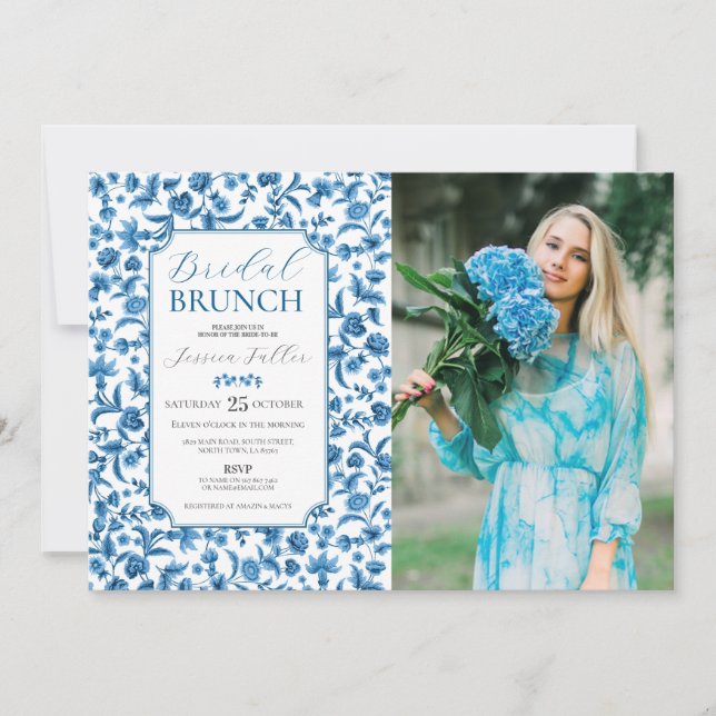 Bridal Brunch Foto Blue & White Floral Ditsy Einladung (Vorderseite)